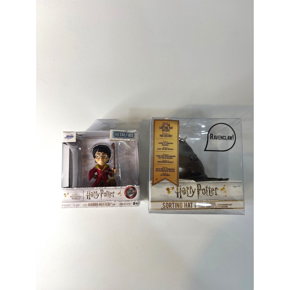 Harry Potter Jada Metalfigs Die-Cast Figure and Sorting Hat Keychain Set NEW